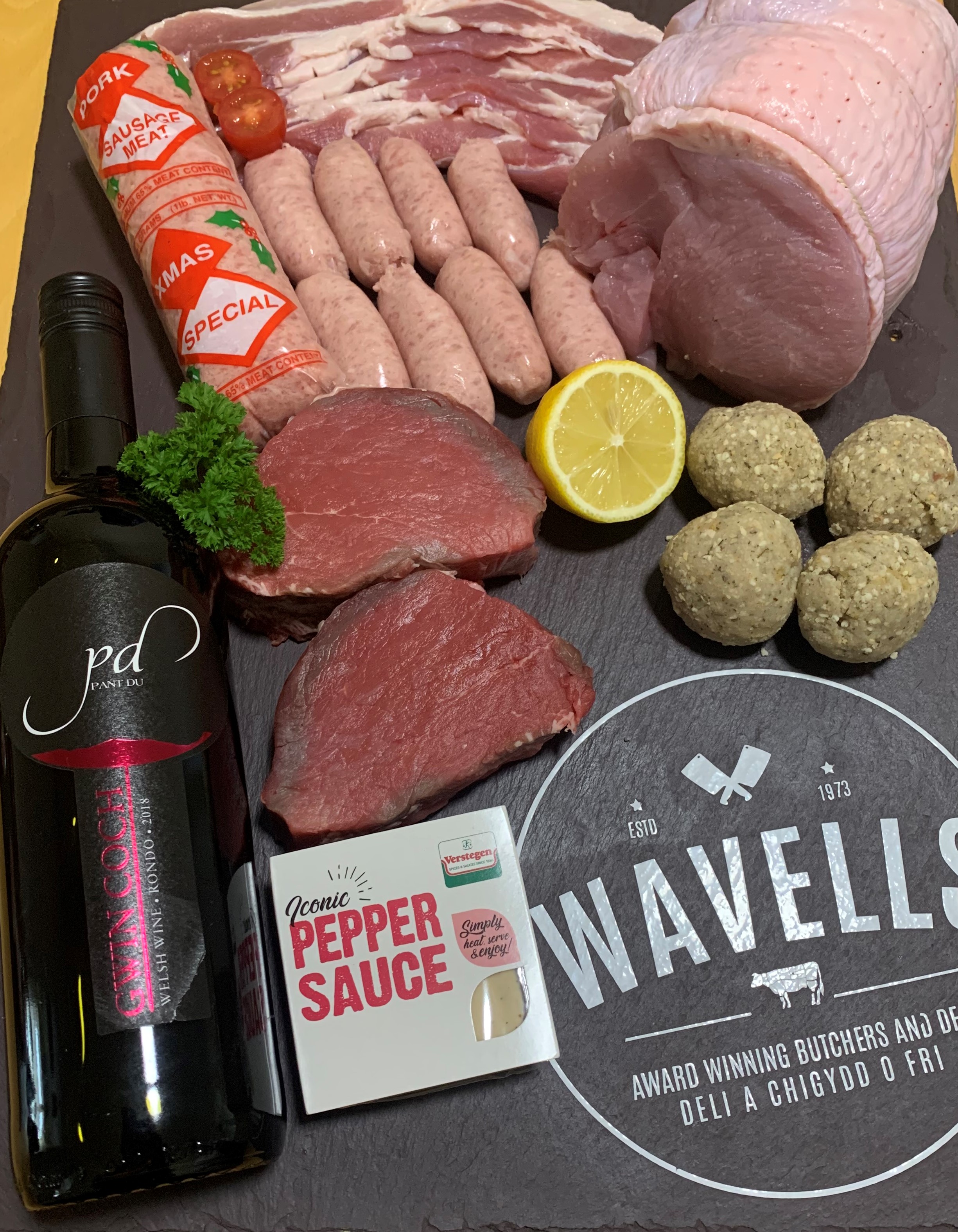 £55 DELUXE CHRISTMAS MEAT BOX Wavells